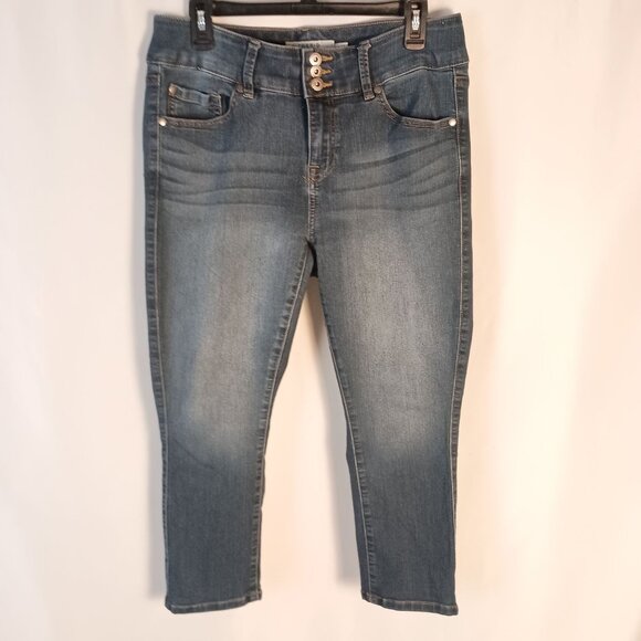 Torrid High Rise Crop Jegging Size 12 First at Fit 3 Button Waist Dark Wash - Picture 1 of 8